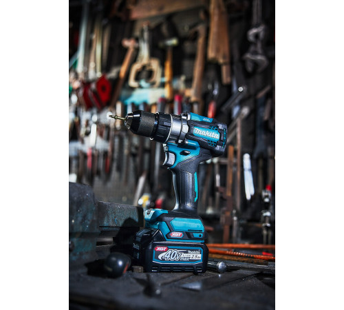 Дрель-шуруповерт аккумуляторная ударная Makita XGT HP001GD201, MAKPAC