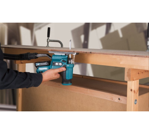 Лобзик аккумуляторный Makita CXT JV102DZ