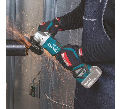 Аккумуляторная угловая шлифмашина Makita LXT DGA517Z