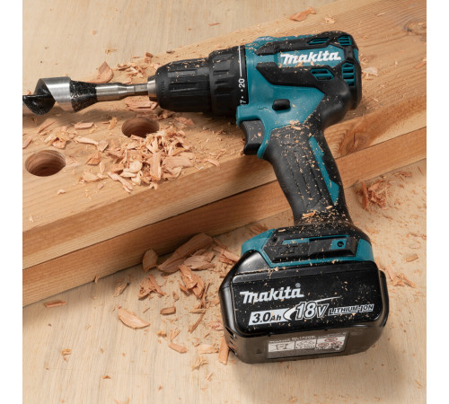 Дрель-шуруповерт аккумуляторная Makita LXT DDF490SFJ