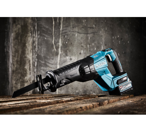 Пила сабельная аккумуляторная Makita XGT JR 001 GM