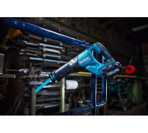 Пила сабельная аккумуляторная Makita XGT JR 001 GM
