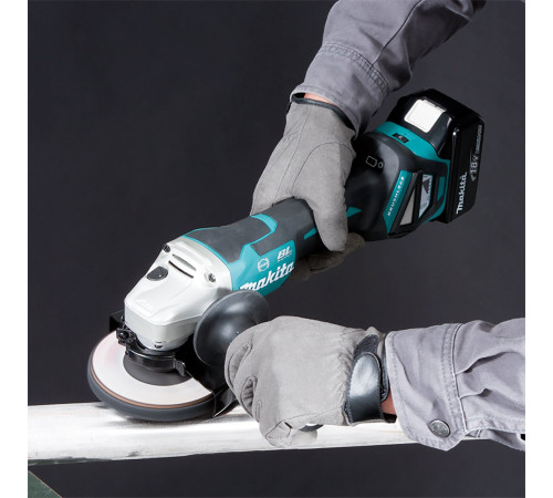 Аккумуляторная угловая шлифмашина Makita LXT DGA518ZU