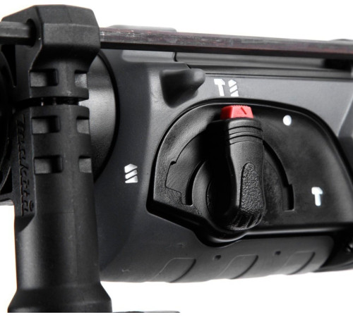 Перфоратор Makita HR2475 в кейсе