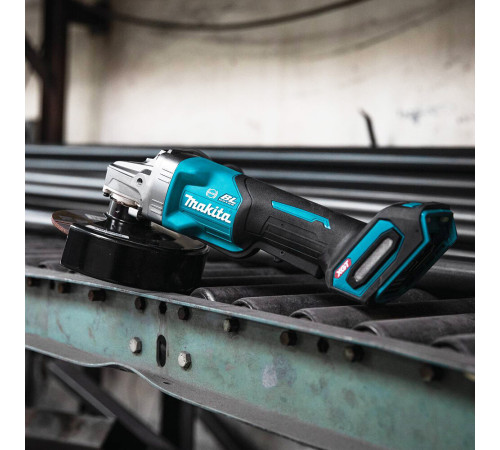 Аккумуляторная угловая шлифмашина Makita XGT GA036GZ