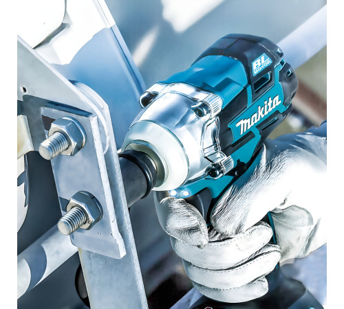 Гайковерт аккумуляторный ударный Makita LXT DTW285Z