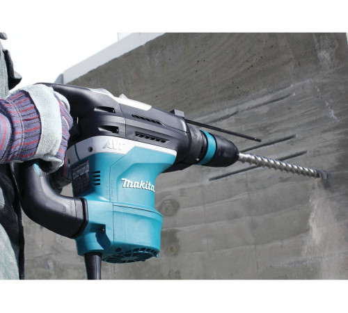 Перфоратор Makita HR4013C