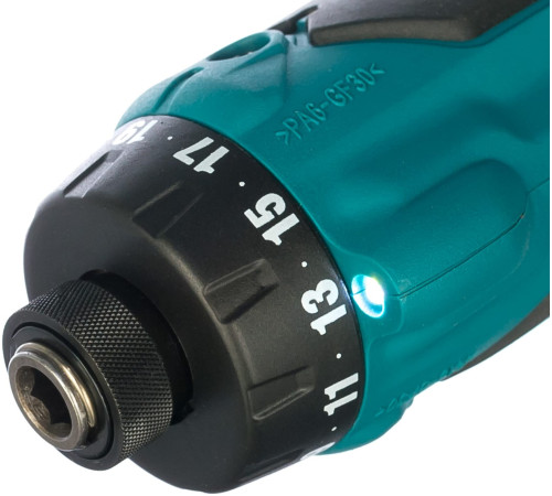 Отвертка аккумуляторная Makita DF012DSE