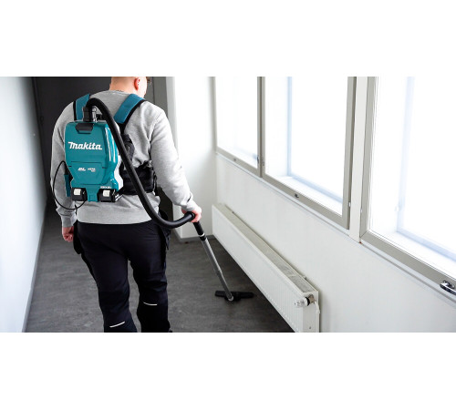 Строительный аккумуляторный пылесос Makita DVC261ZX11