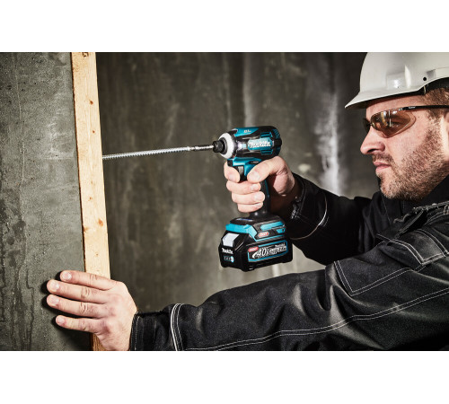 Шуруповерт (винтоверт) ударный аккумуляторный Makita XGT TD001GZ