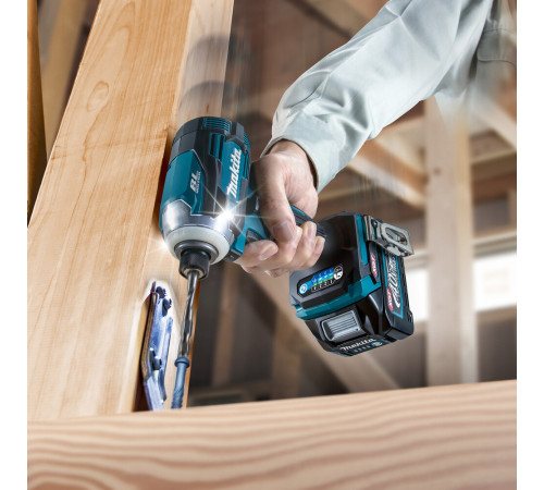 Шуруповерт (винтоверт) ударный аккумуляторный Makita XGT TD001GZ