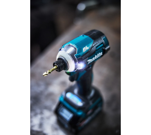 Шуруповерт (винтоверт) ударный аккумуляторный Makita XGT TD001GZ