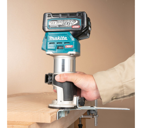 Фрезер кромочный аккумуляторный Makita XGT RT001GZ19